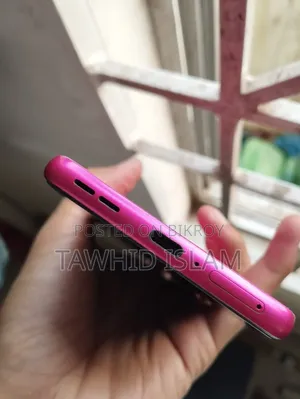মোটোরোলা এজ ৫০ ফিউশন ২৫৬ জিবি পিংক