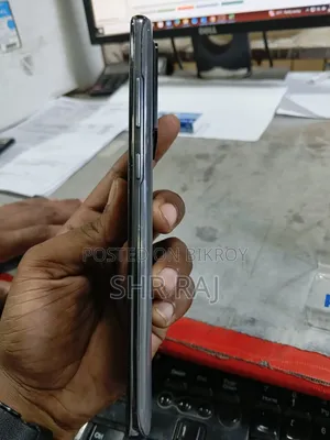 স্যামসাং গ্যালাক্সি এস২০ আল্ট্রা ৫জি ১২৮ জিবি ব্ল্যাক