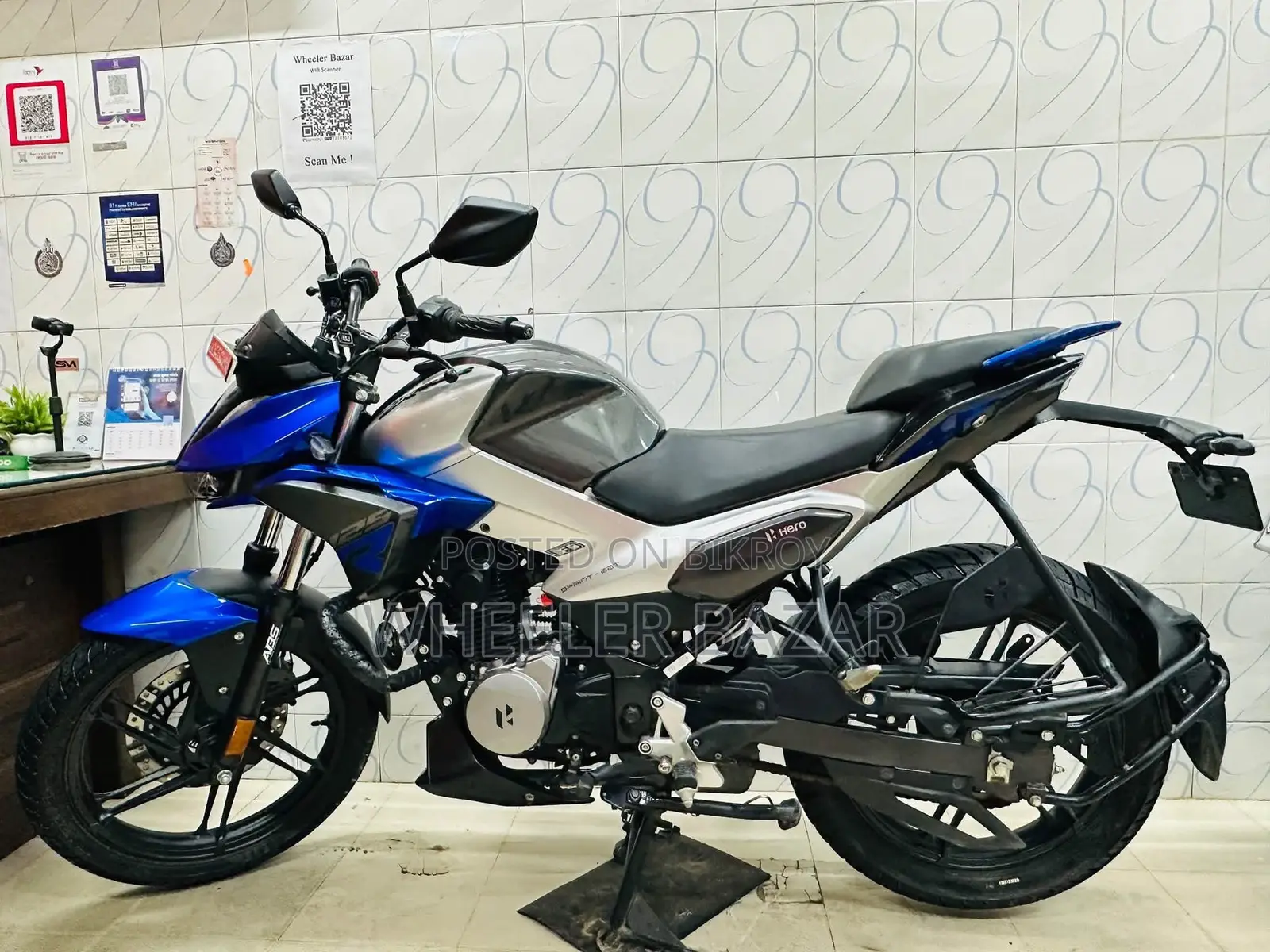 হিরো এক্সট্রিম ১২৫আর ২০২৬ নীল