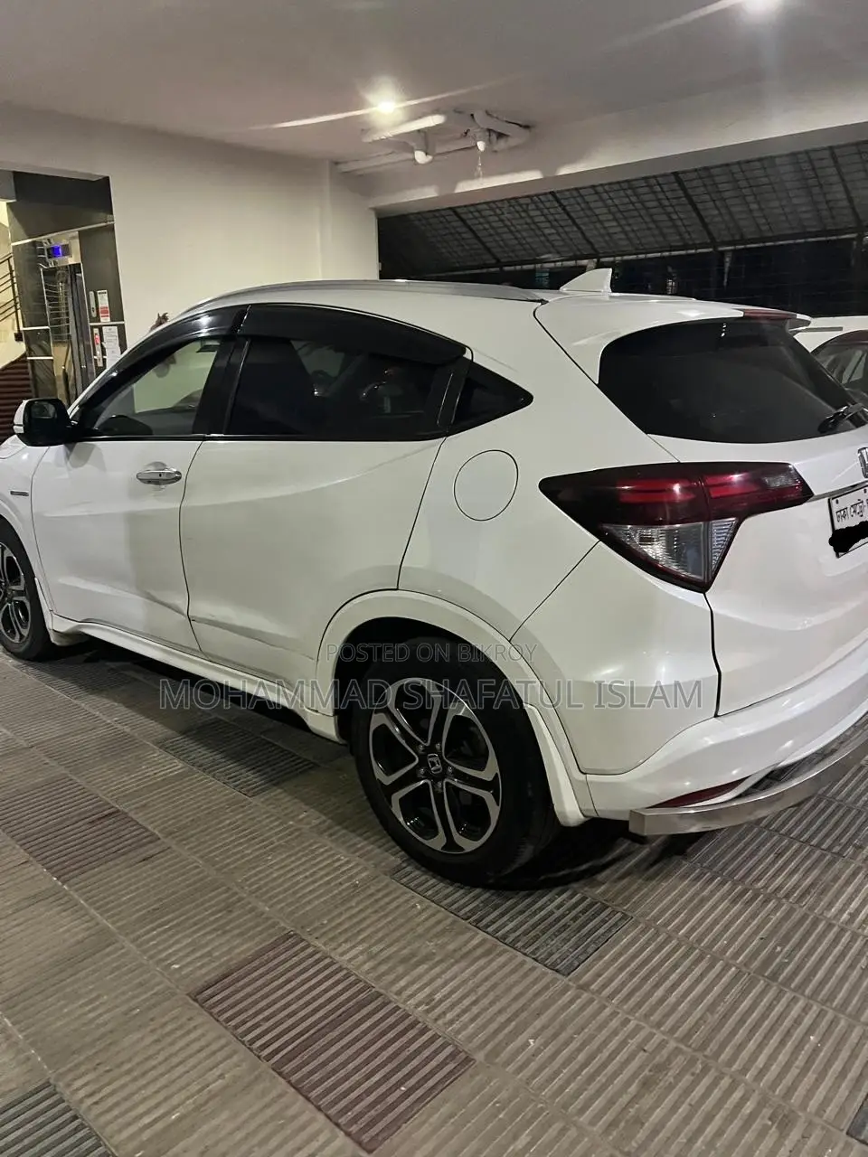 Honda Vezel 1.5 Hybrid 2WD 2014 Pearl