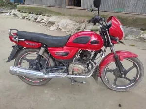 TVS Radeon 2019 Red
