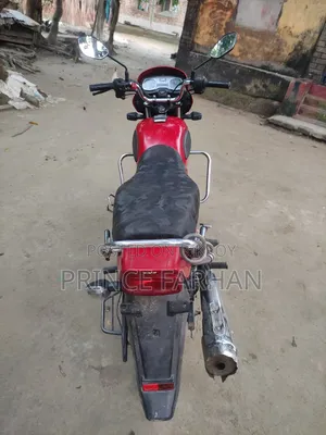 টিভিএস রাradeon ২০১৯ লাল