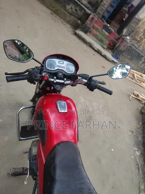 টিভিএস রাradeon ২০১৯ লাল