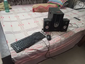 Desktop Computer Dell Inspiron 3000 6GB HDD 4TB