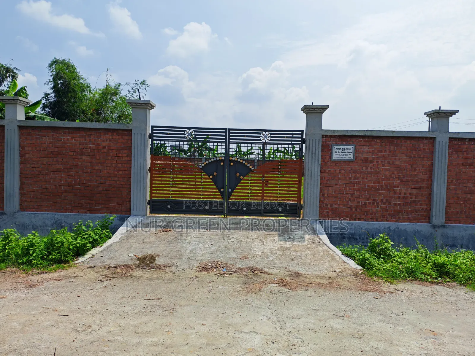৯ নং সেক্টরে দক্ষিণ-পশ্চিম কোণার প্লট বিক্রি করা হবে