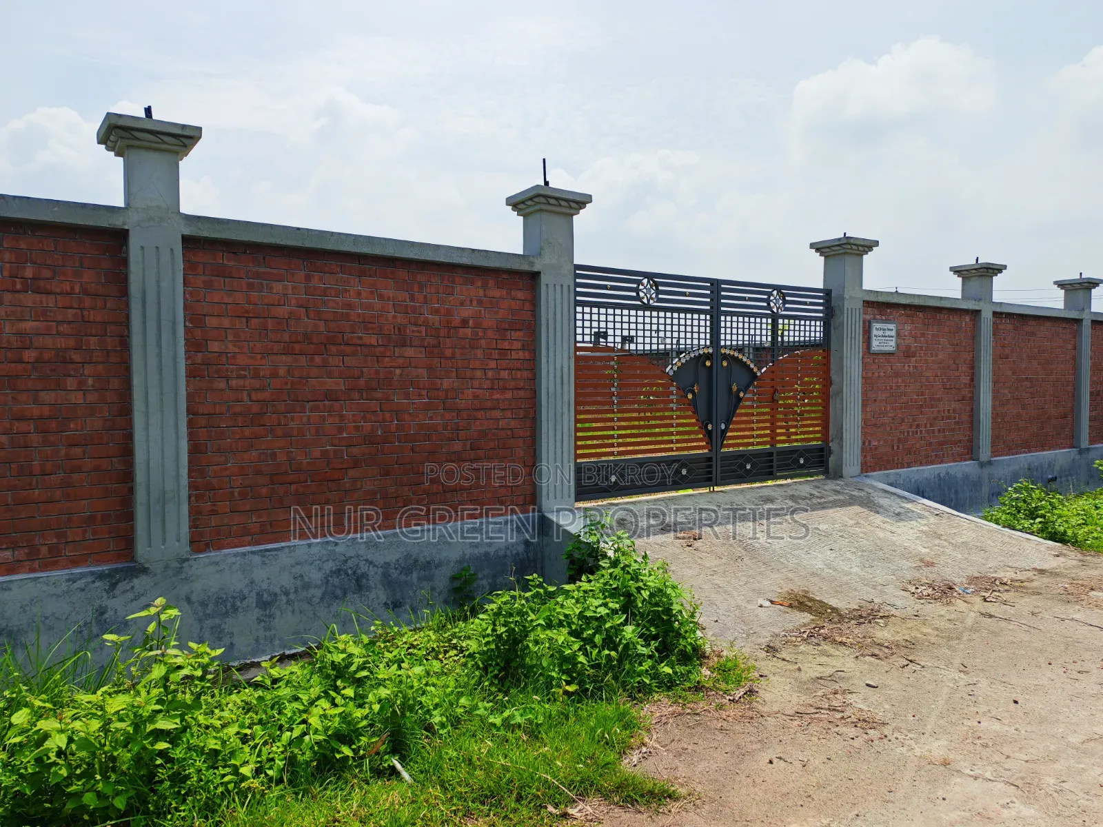 ৯ নং সেক্টরে দক্ষিণ-পশ্চিম কোণার প্লট বিক্রি করা হবে