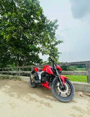 TVS Apache 160 4V 2019 Red