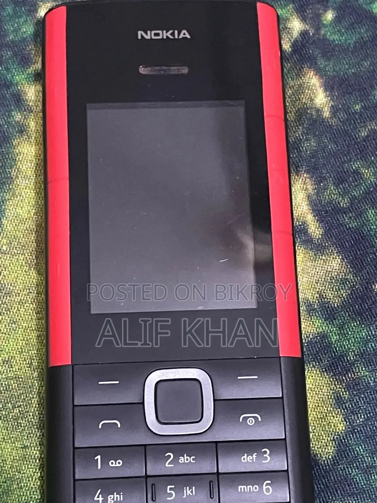 নোকিয়া ৫৭১০ এক্সপ্রেসাডিও ব্ল্যাক