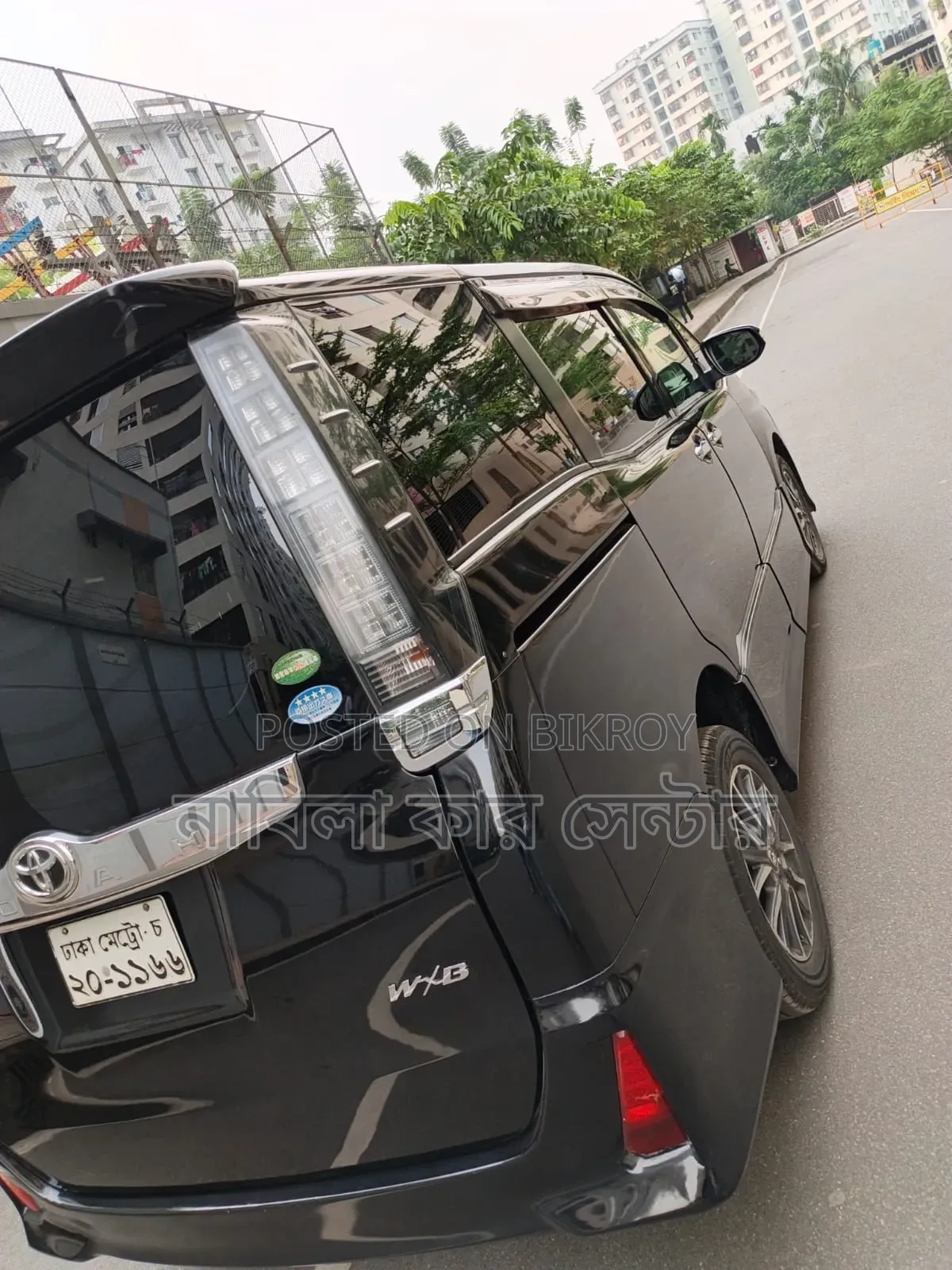 টয়োটা নোয়া ২০১৫ কালো