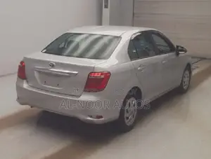 টয়োটা এক্সিও ২০২১ রূপালি