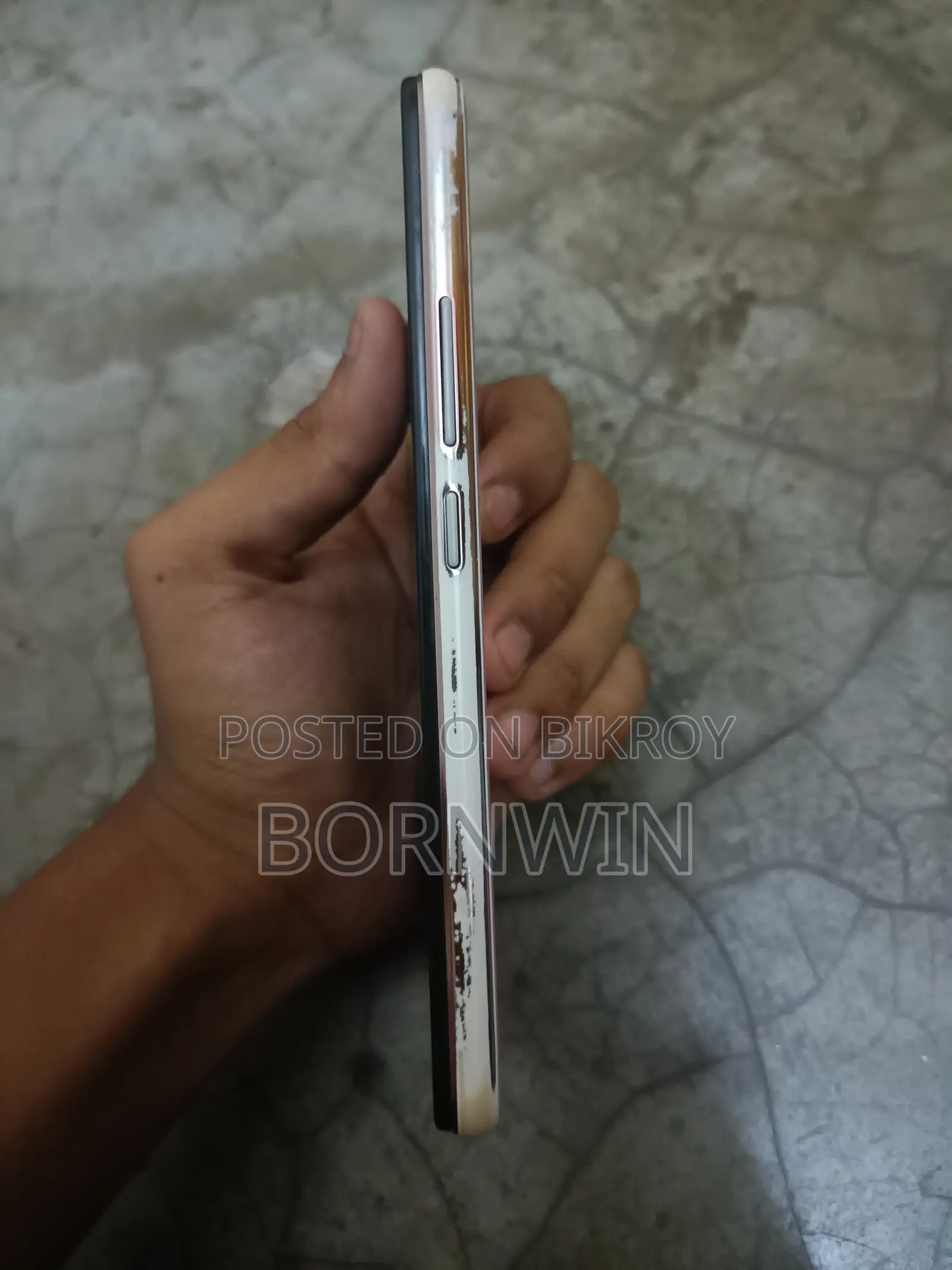 Vivo Y11 32 GB Pink