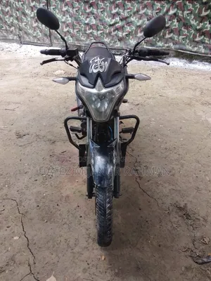 বাজাজ বক্সার ২০২২ ব্লু