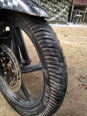 বাজাজ বক্সার ২০২২ ব্লু