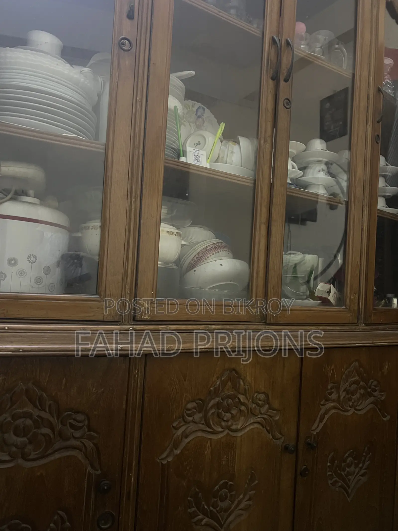 অরজিনাল সেগুন কাঠের ওয়াল শোকেস