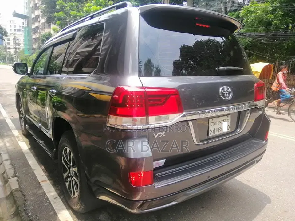 Toyota Land Cruiser 4.5 V8 VXR 2016 Gray