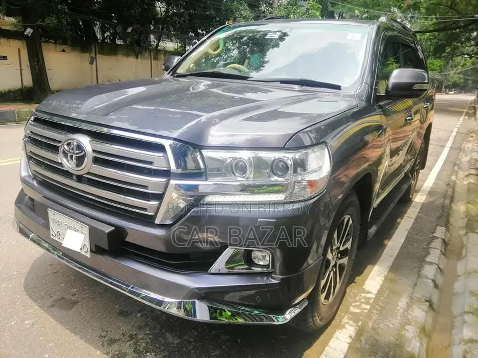 Toyota Land Cruiser 4.5 V8 VXR 2016 Gray