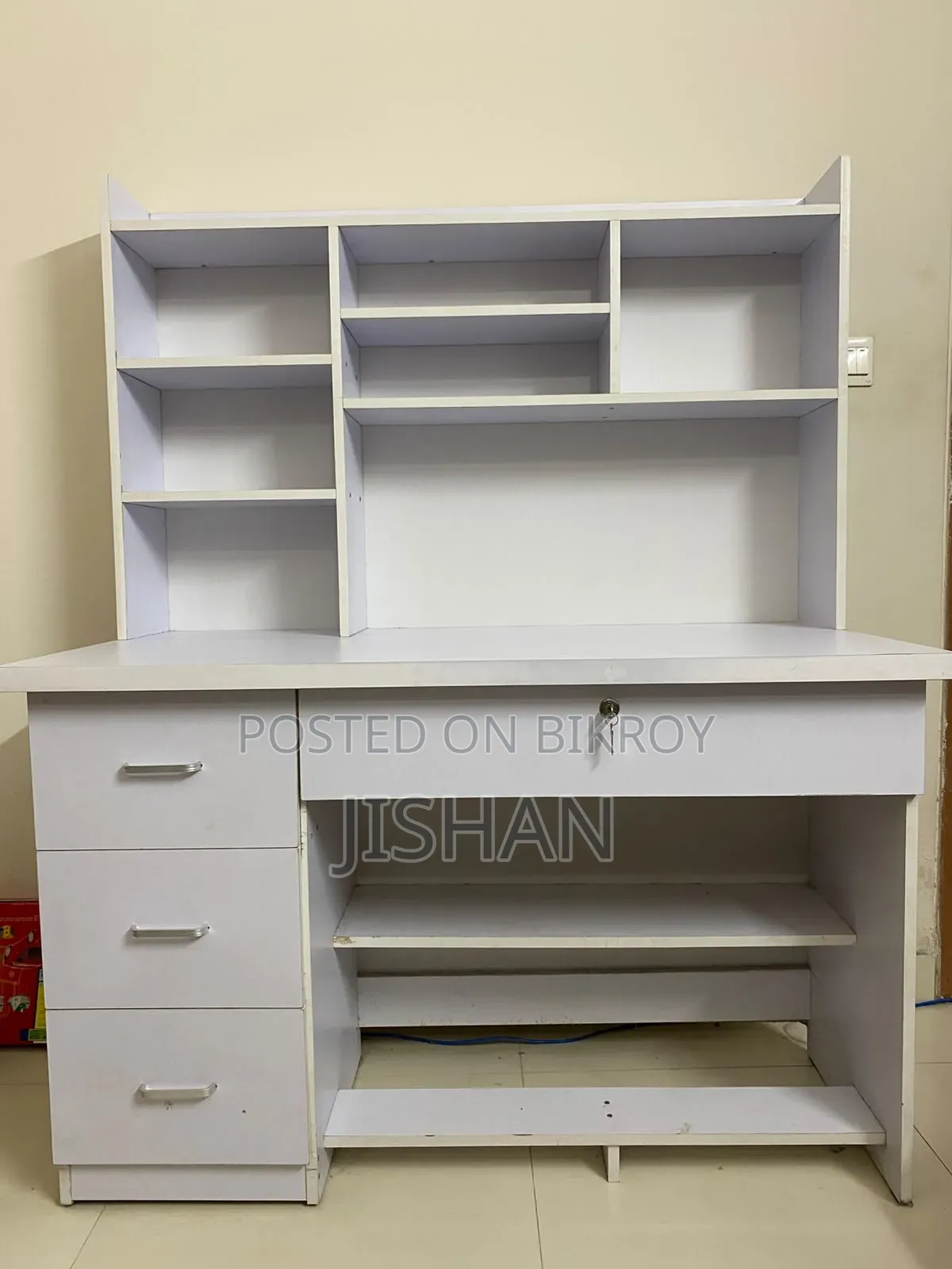 Reading Table
