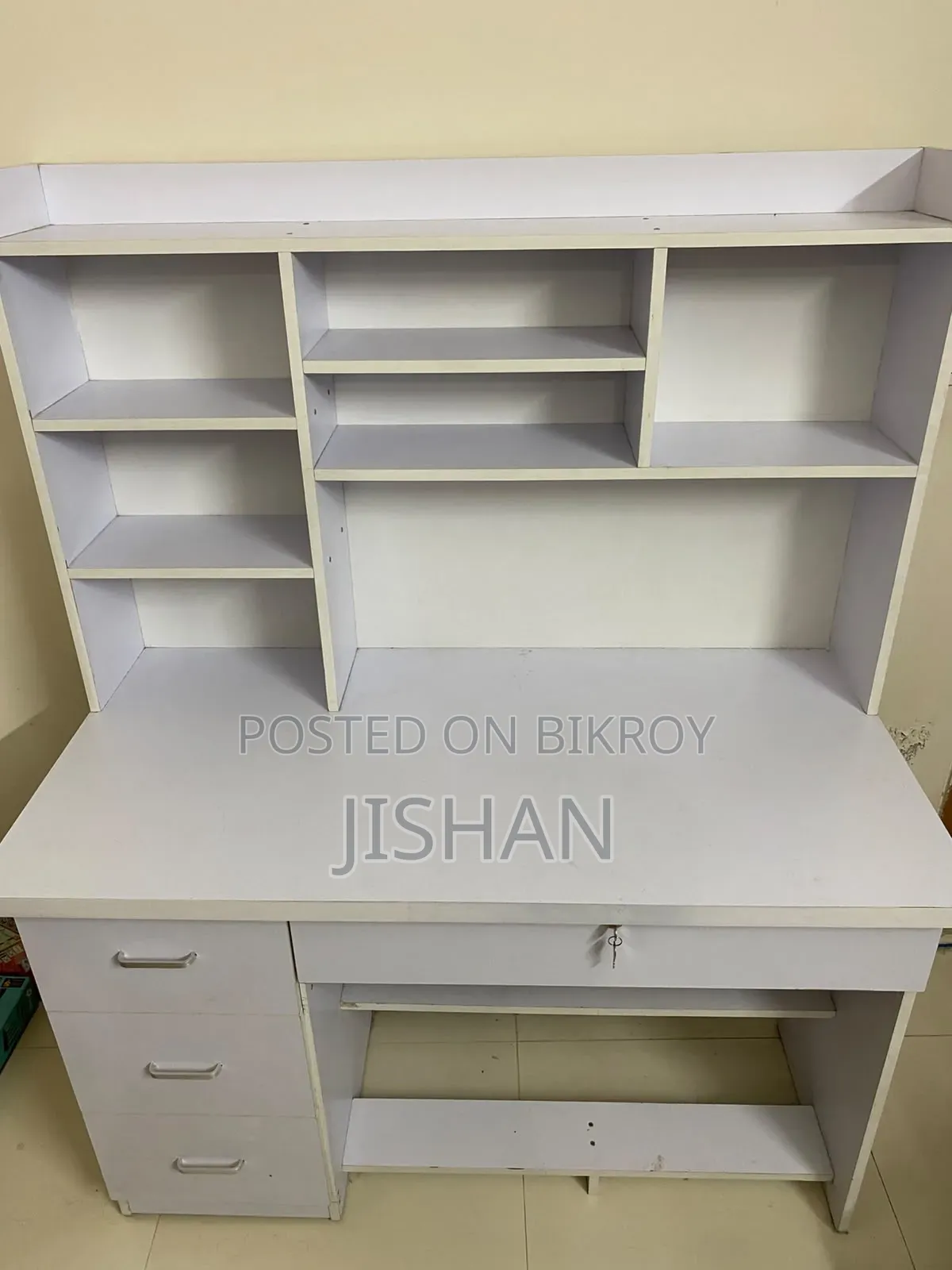 Reading Table