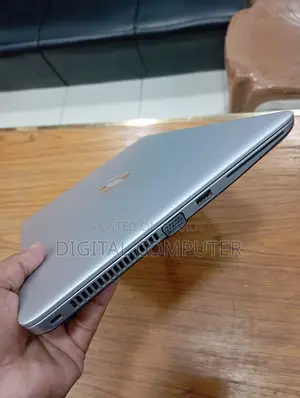 Laptop HP EliteBook 840 G4 8GB Intel Core i5 SSD 256GB