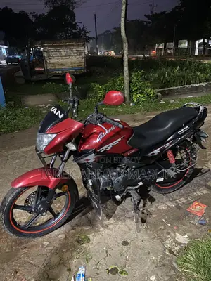 Hero Glamour 2020 Red