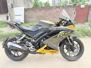 Yamaha R15 V3 2019 Yellow