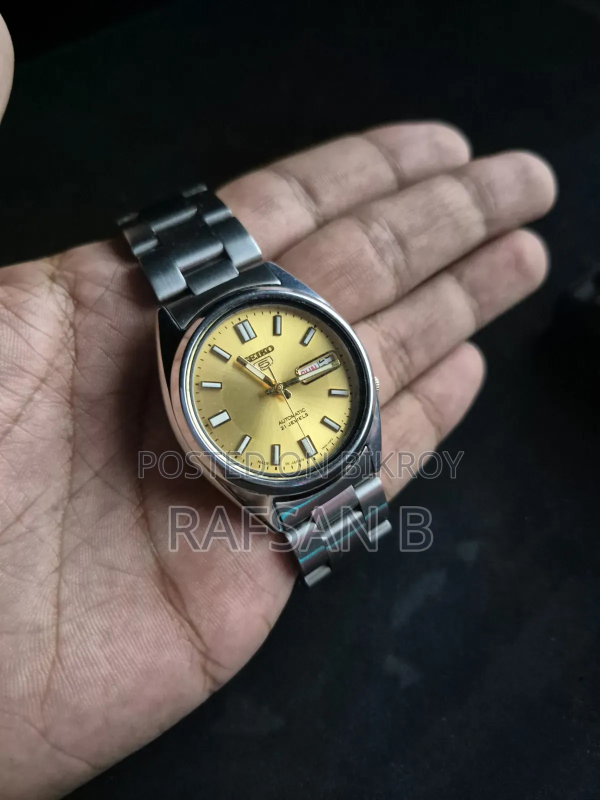 Seiko 5 Gold Dial