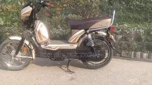 TVS XL 100 Comfort 2022 Silver