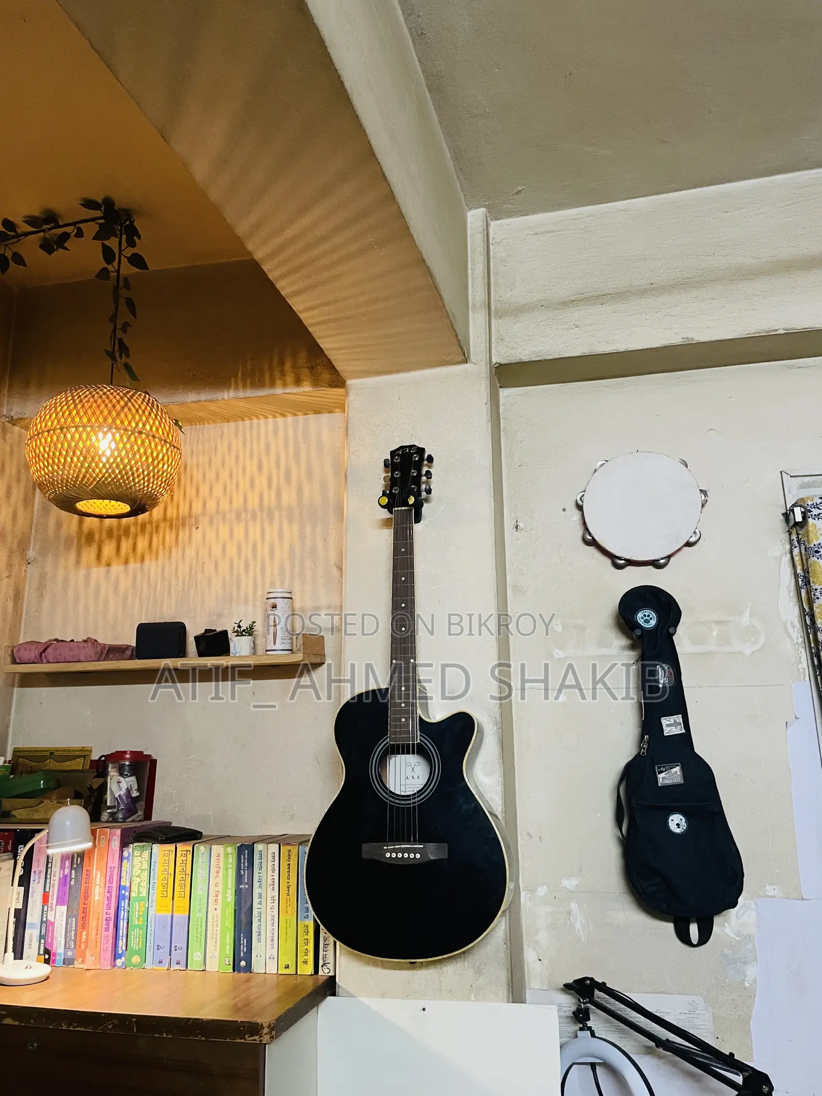 AXE Acoustic Guitar AG-48C/BK – Like New Condition
