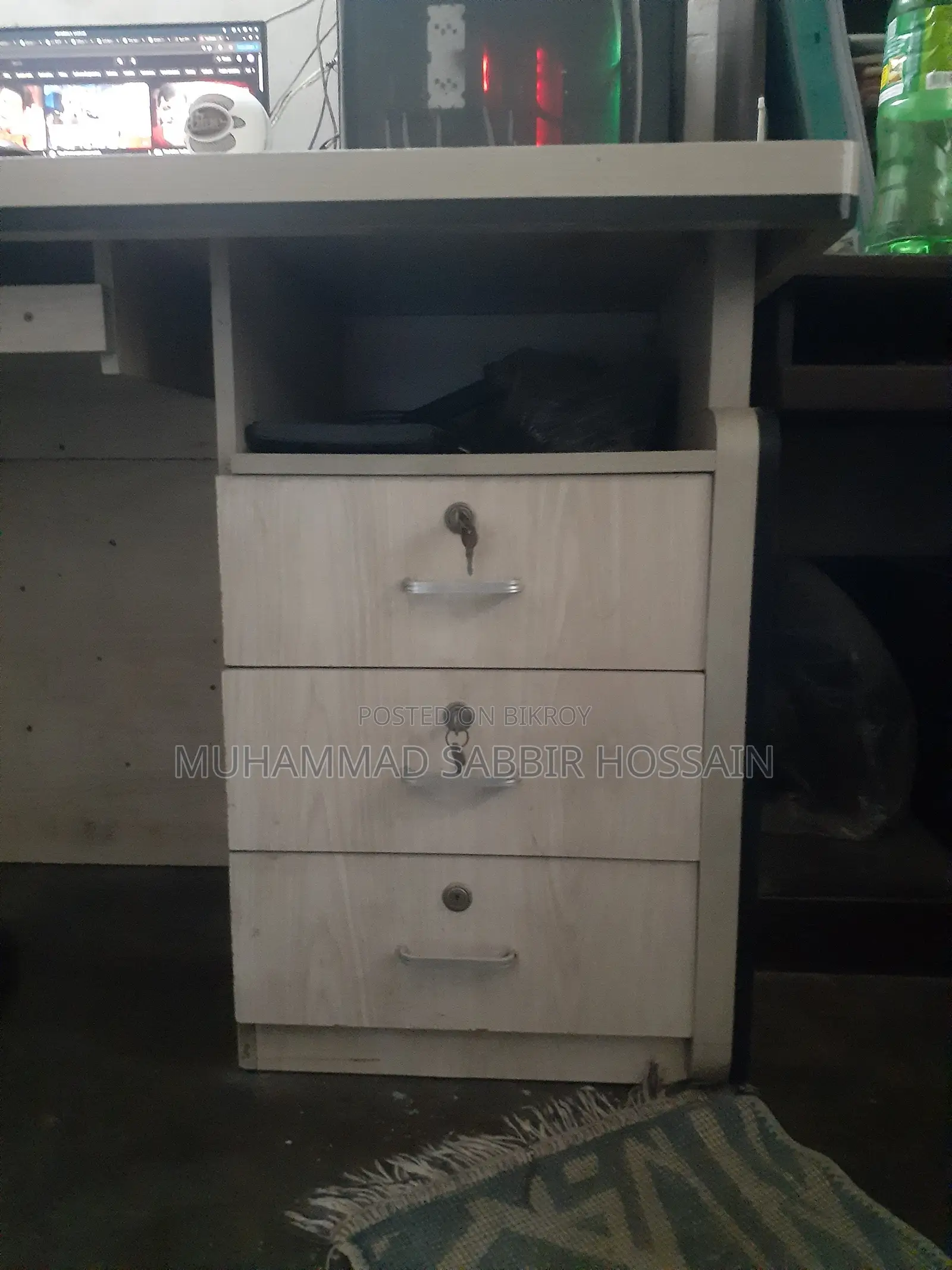 6x3 Feet Partex Corporate Office Desk Table