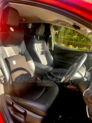 Toyota Prius 2018 Red