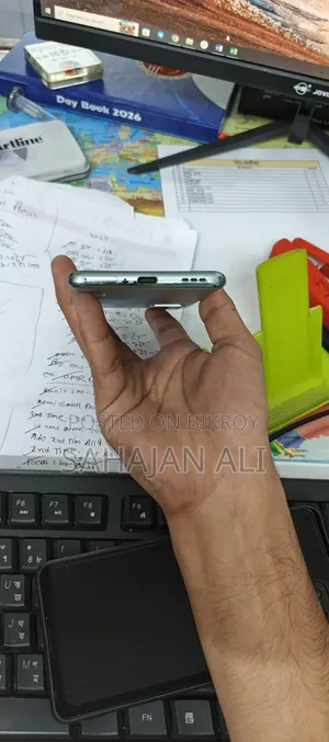 Oppo Reno6 5G 256 GB Silver