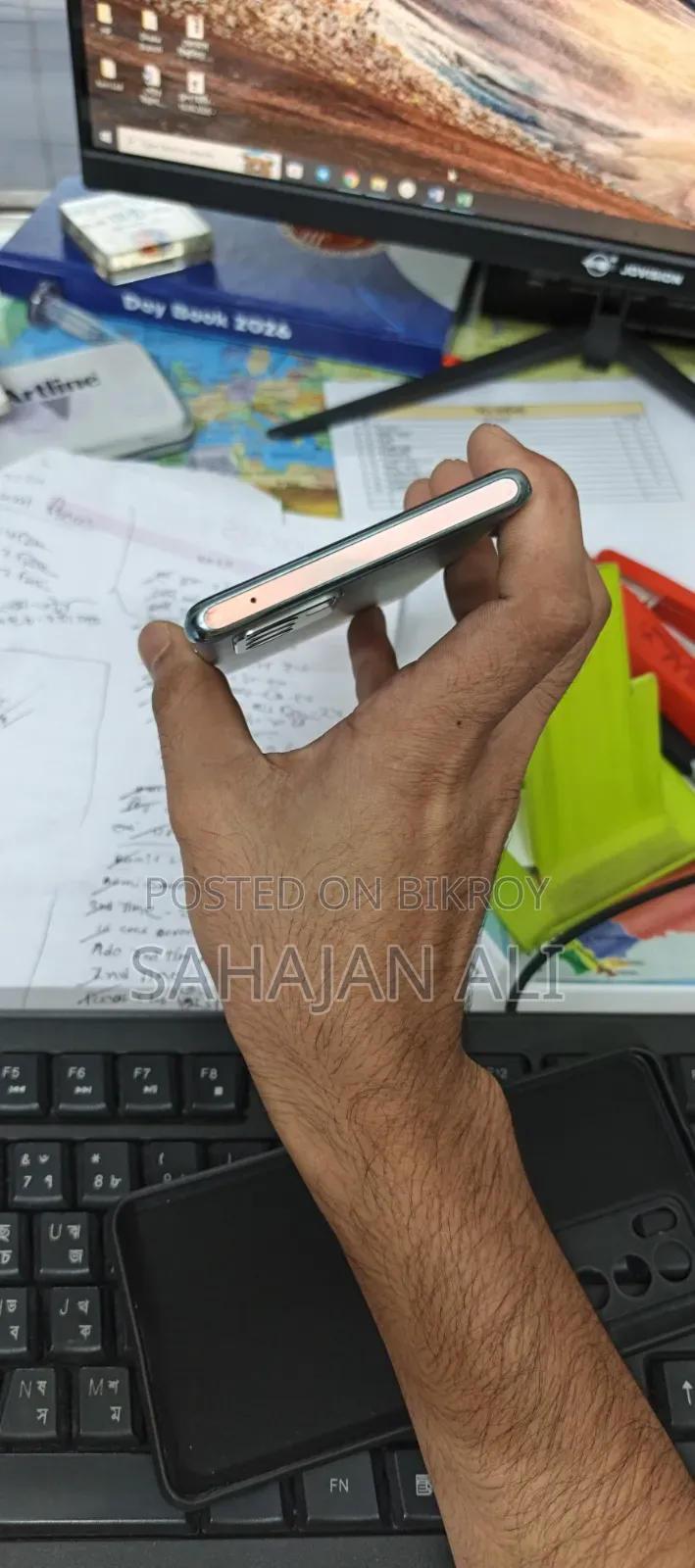 অপ্পো রেনো ৬ প্রো প্লাস ৫জি ২৫৬ জিবি সিলভার