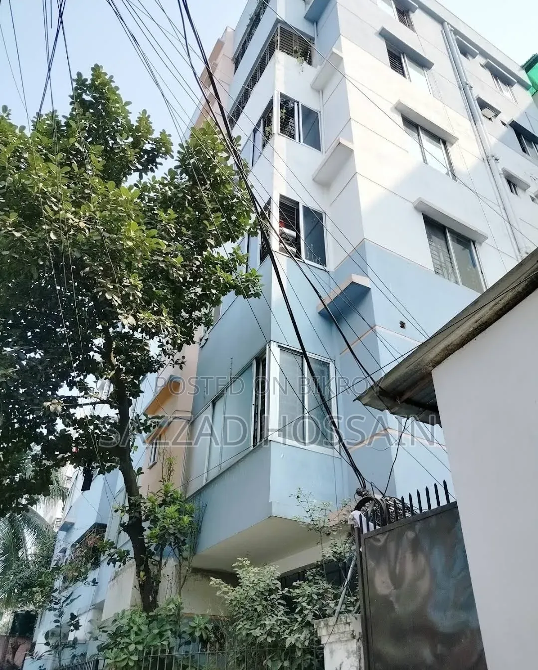 আরএফ নিবাস, খুলশীতে ২ বেডরুমের অ্যাপার্টমেন্ট বিক্রয়ের জন্য