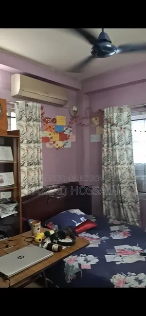 আরএফ নিবাস, খুলশীতে ২ বেডরুমের অ্যাপার্টমেন্ট বিক্রয়ের জন্য