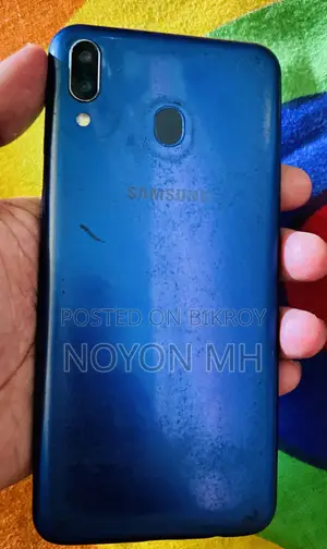 Samsung Galaxy M20 32 GB Blue