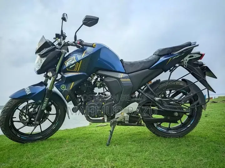 Yamaha FZS V2 2022 Blue