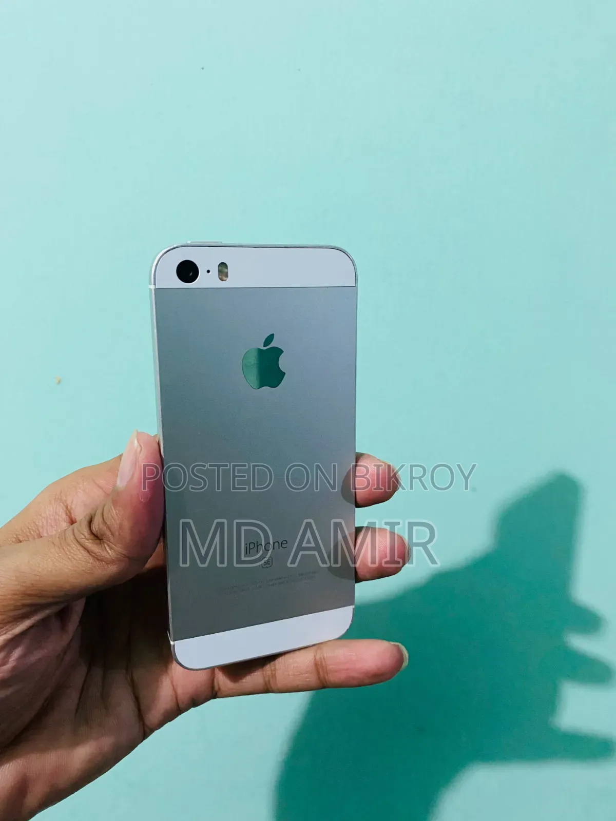 Apple iPhone SE 16 GB Silver