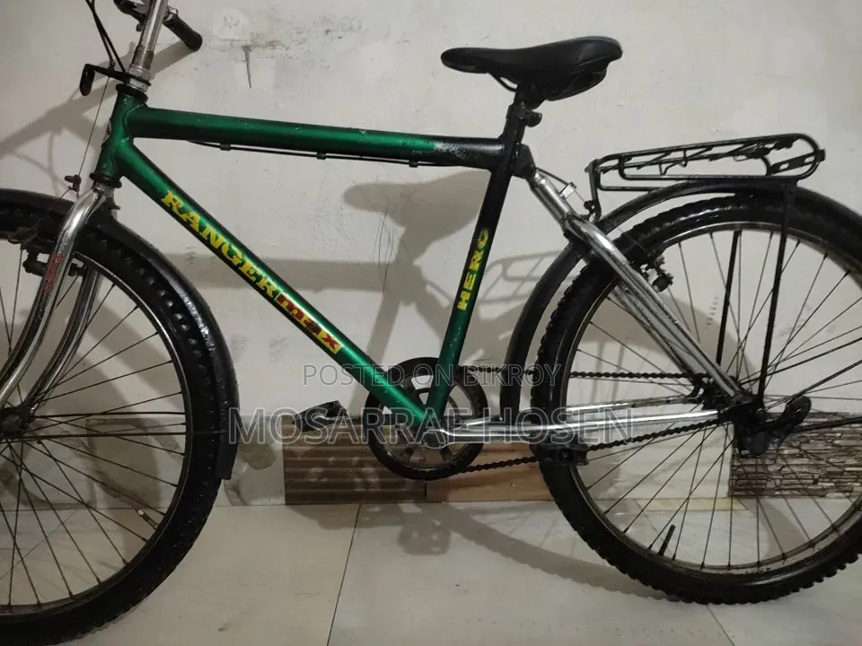 হিরো বিক্রয়ের জন্য