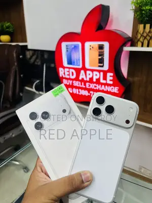 অ্যাপল আইফোন ১৭ প্রো ম্যাক্স ২৫৬ জিবি সাদা