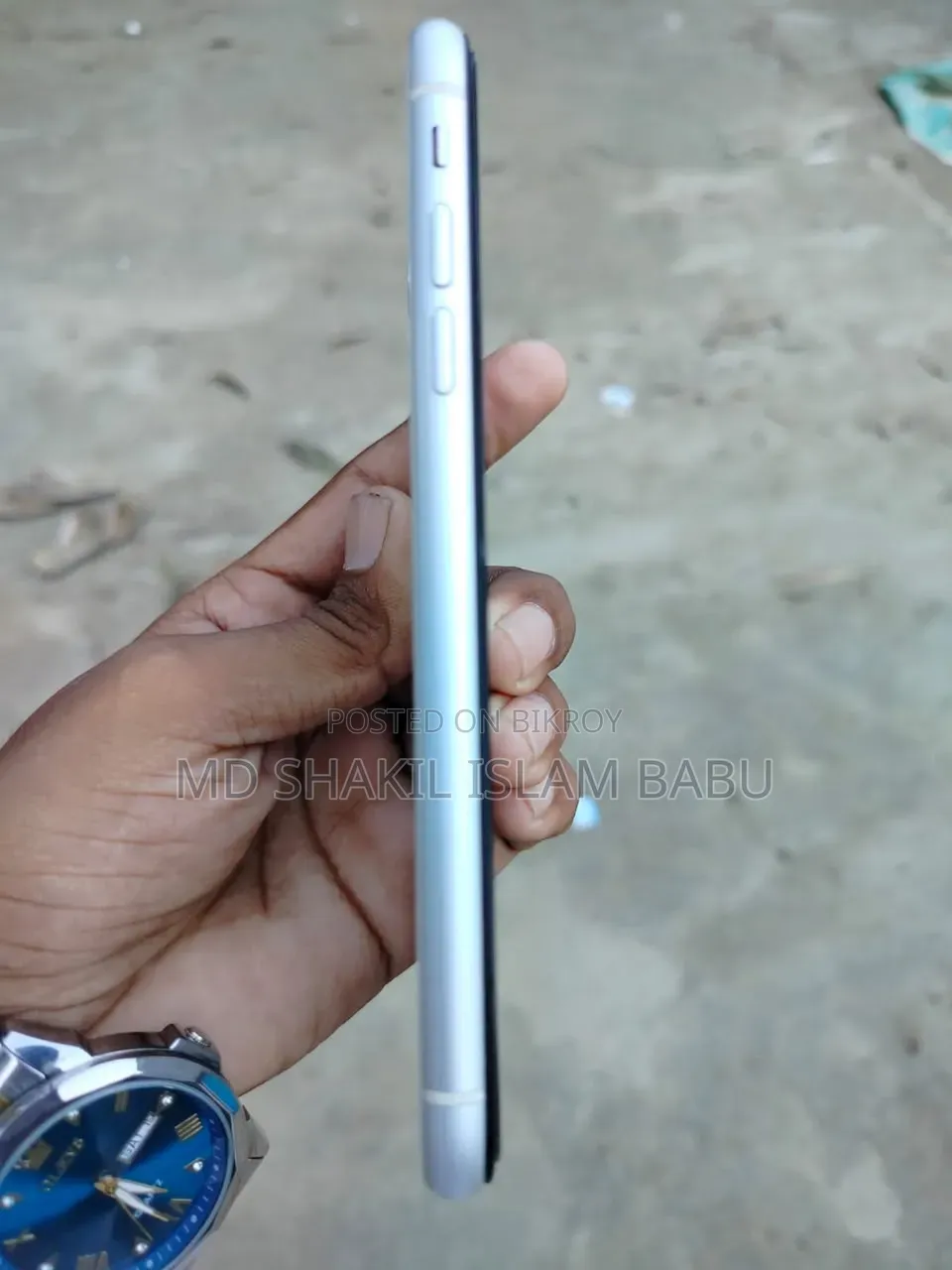 Apple iPhone XR 64 GB White