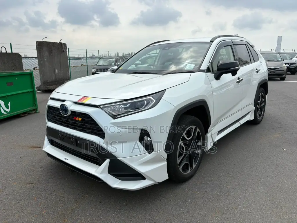 Toyota RAV4 2021 Pearl