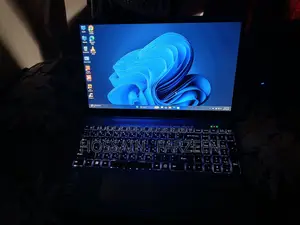New Laptop 8GB Intel Core i3 SSD 512GB