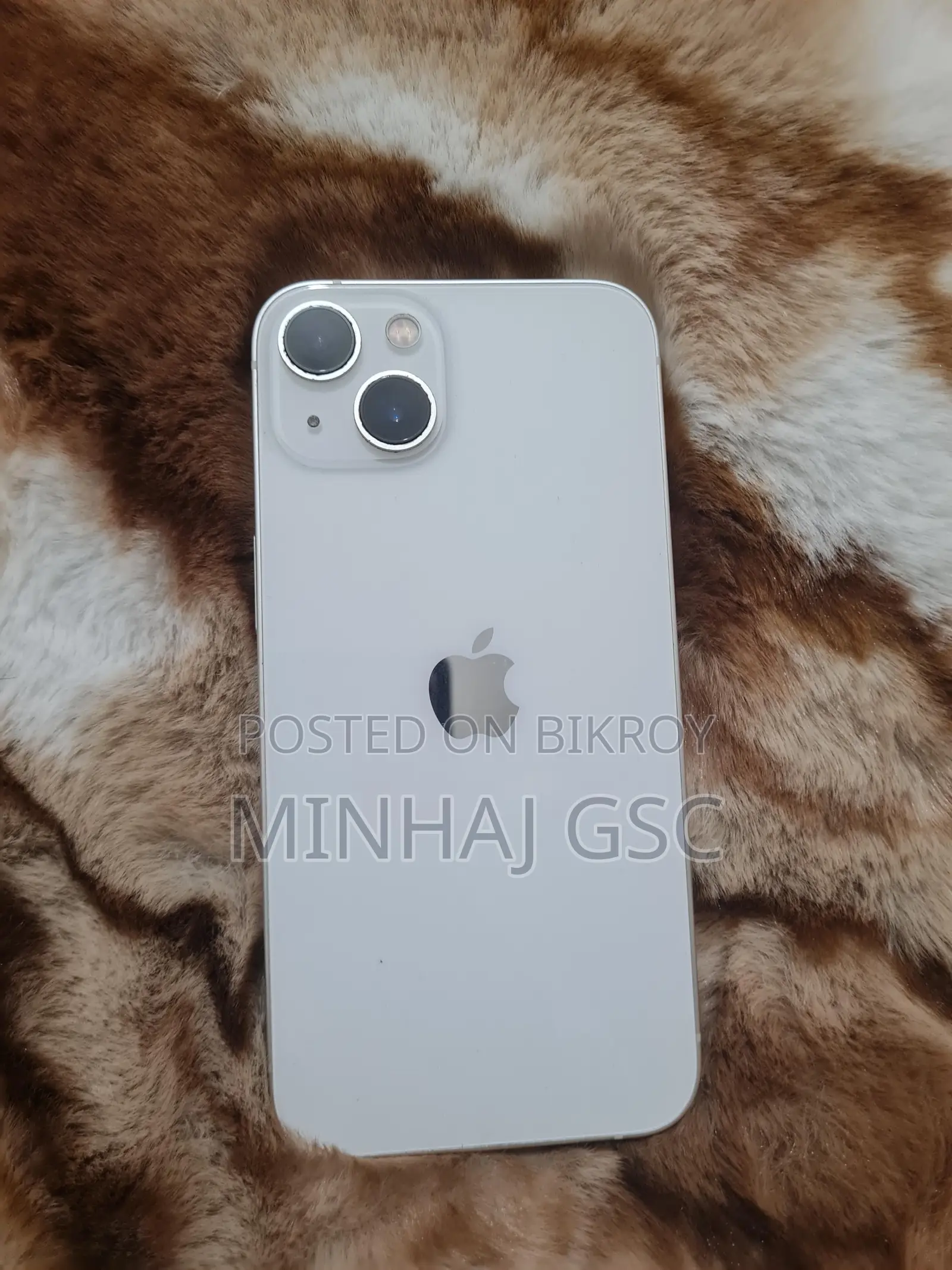 অ্যাপল আইফোন ১৩ ১২৮ জিবি হোয়াইট
