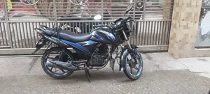 সুজুকি হায়াতে ২০১৬ কালো
