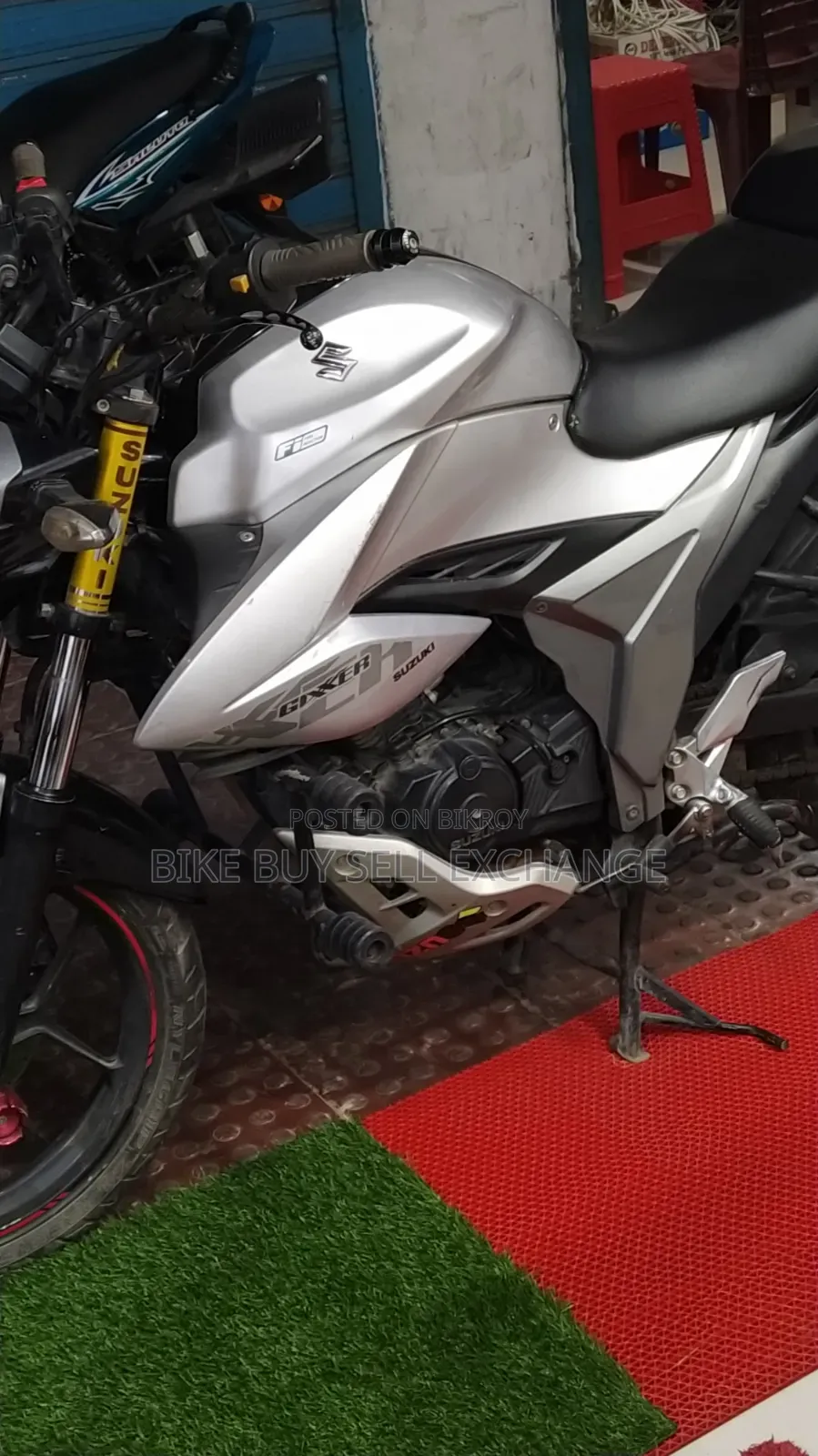 Suzuki Gixxer 2022 White