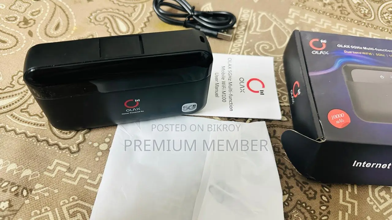 Olax M100 Pocket Router with 10000mAh Battery (Like New)