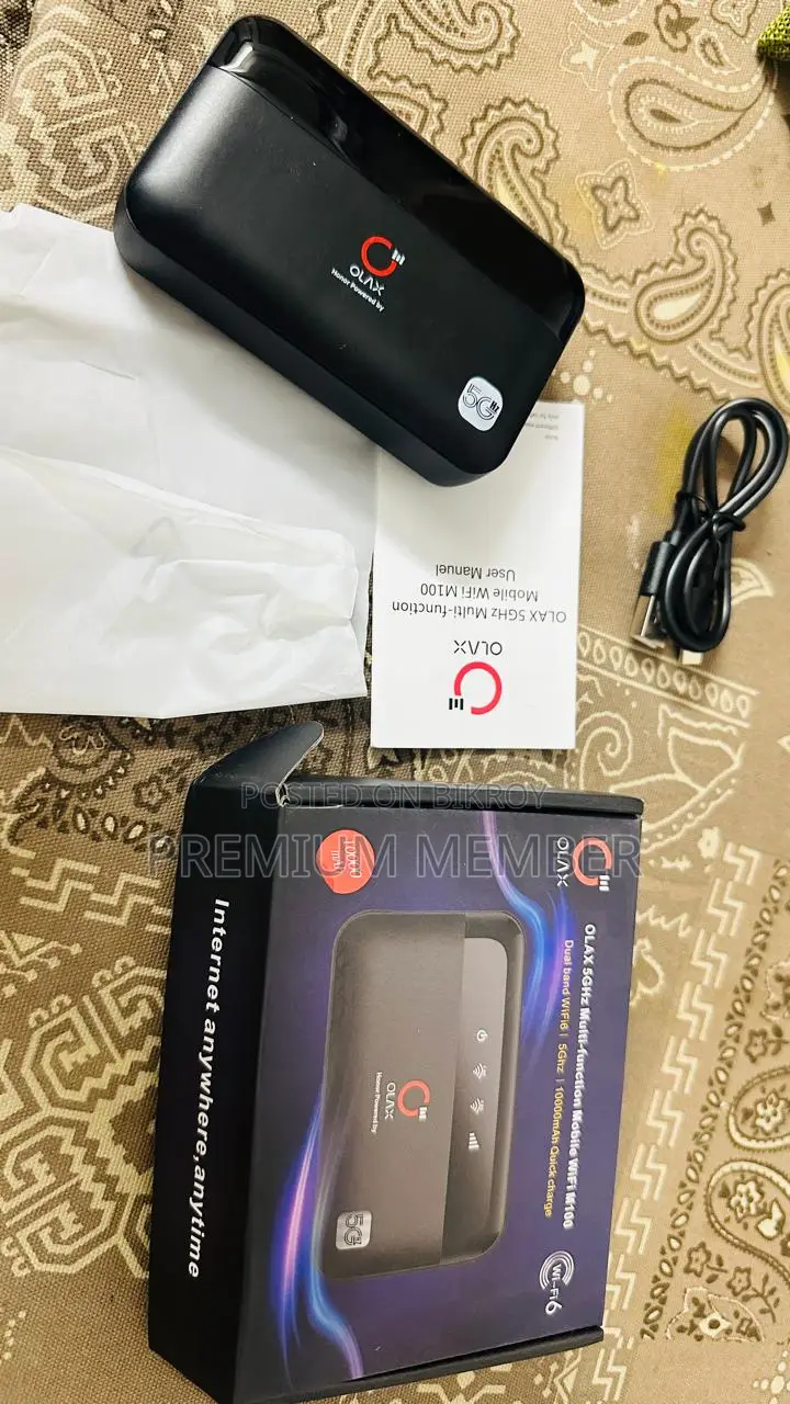 Olax M100 Pocket Router with 10000mAh Battery (Like New)