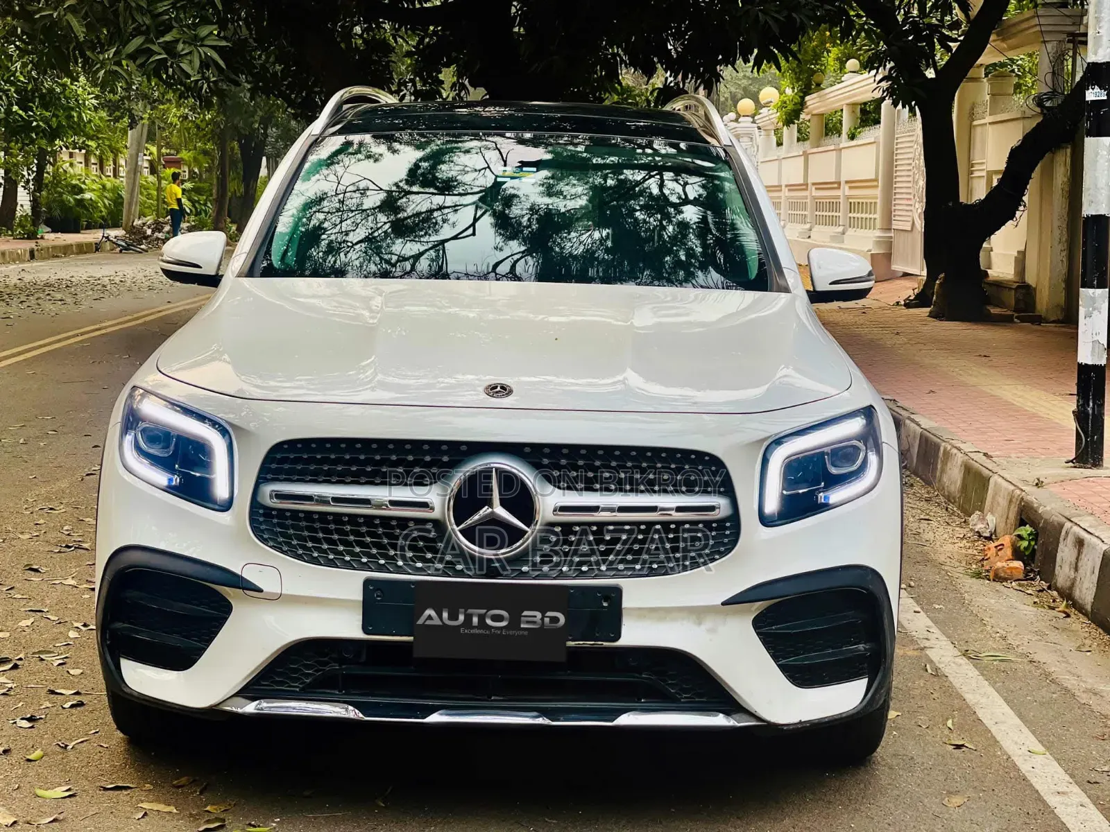 Mercedes-Benz GLB-Class GLB 200 2020 White