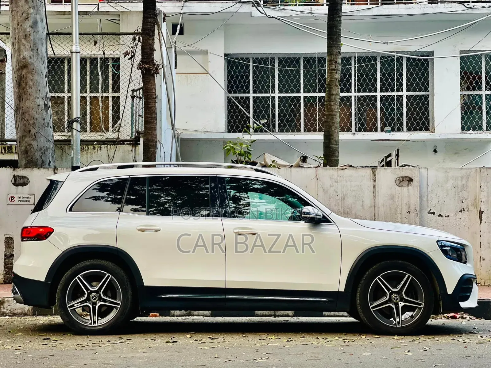 Mercedes-Benz GLB-Class GLB 200 2020 White