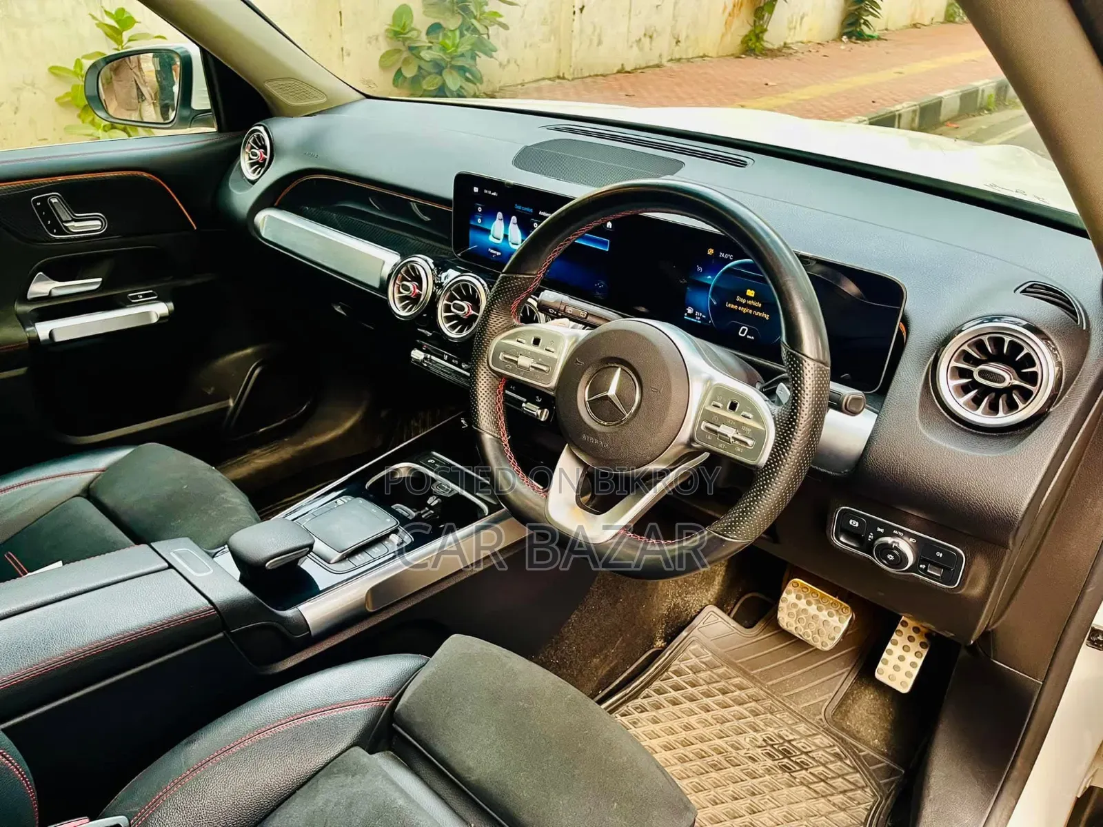 Mercedes-Benz GLB-Class GLB 200 2020 White